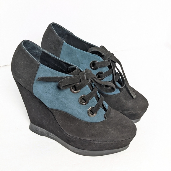 Edmundo Castillo Shoes - Edmundo Castillo two tone suede wedges